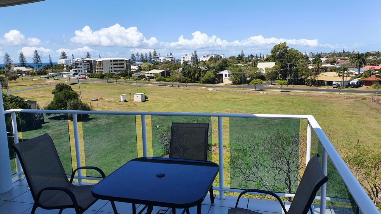 Koola Beach Apartments Bargara Kültér fotó
