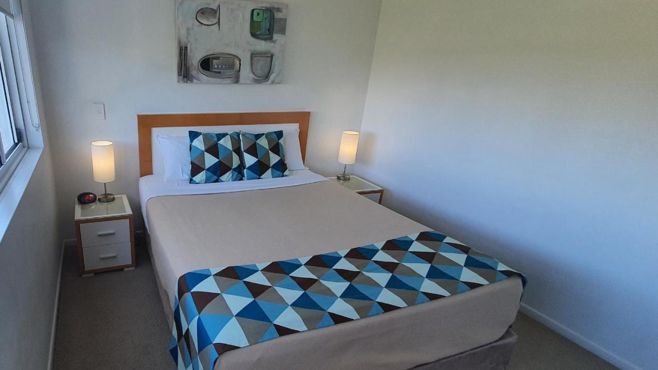 Koola Beach Apartments Bargara Kültér fotó