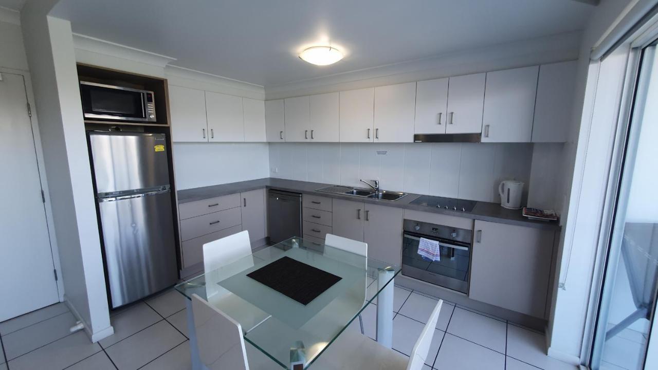 Koola Beach Apartments Bargara Kültér fotó