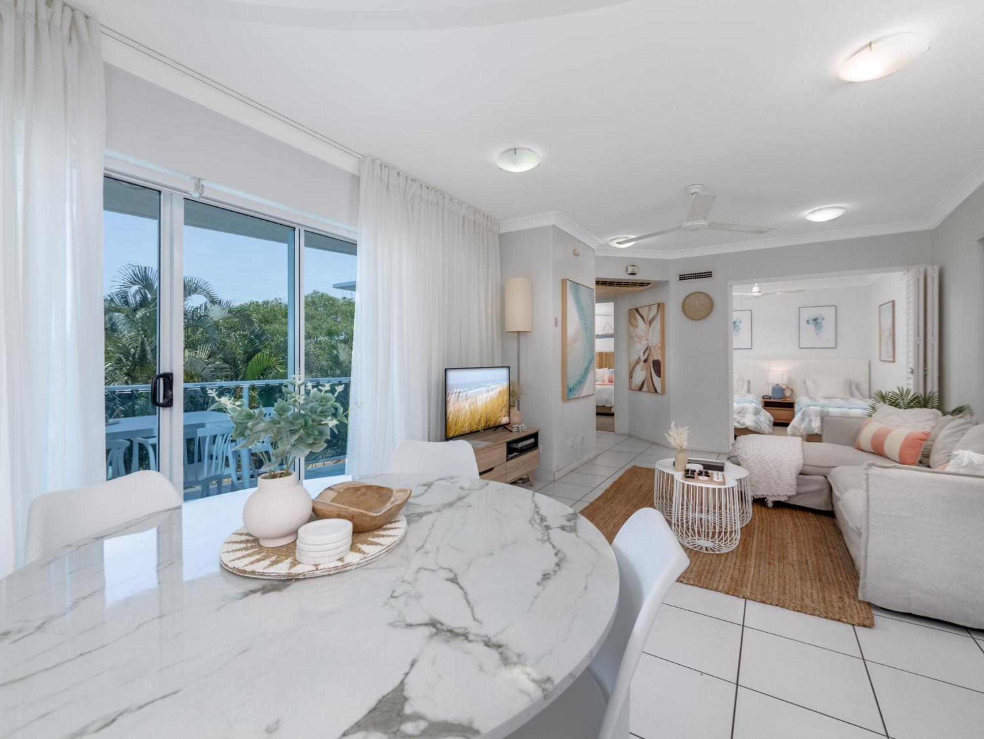 Koola Beach Apartments Bargara Kültér fotó