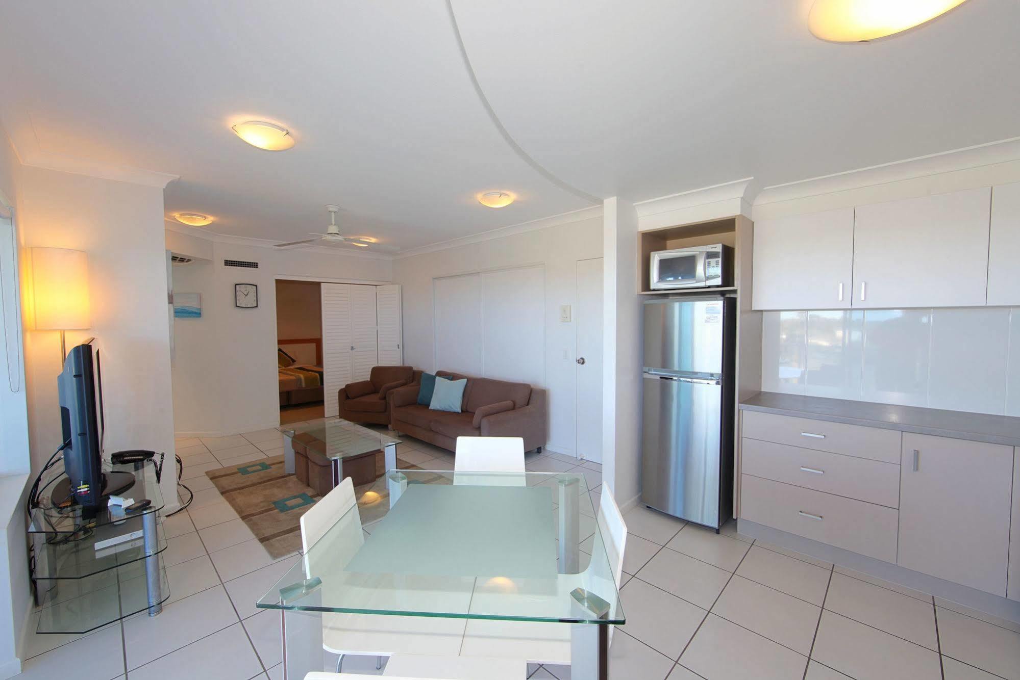 Koola Beach Apartments Bargara Kültér fotó